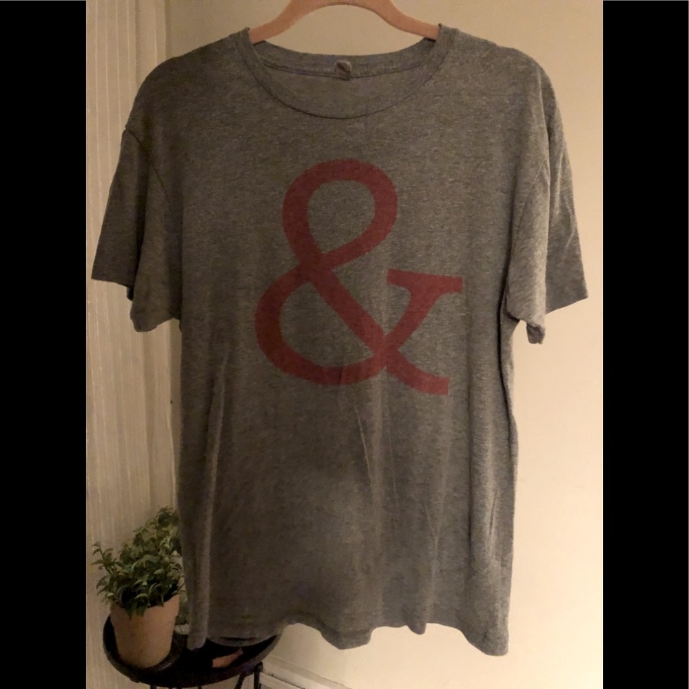 Heather Gray Tee size L & Ohio State Scholar